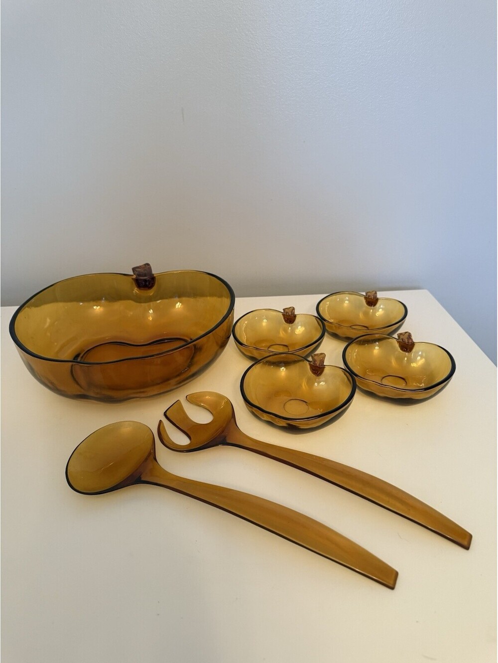 VTG Hazel Atlas Orchard Amber Apple Bowls 7 Piece Set Salad Pasta & More EUC